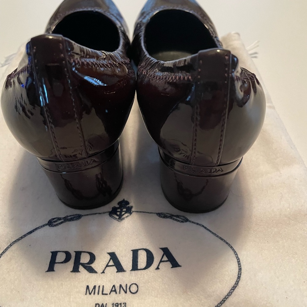 Prada Patent Leather Ballet Venice Heels Eggplant w Dustbag womens 6 round toe